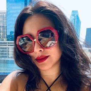 Meet your Posher, Rosy